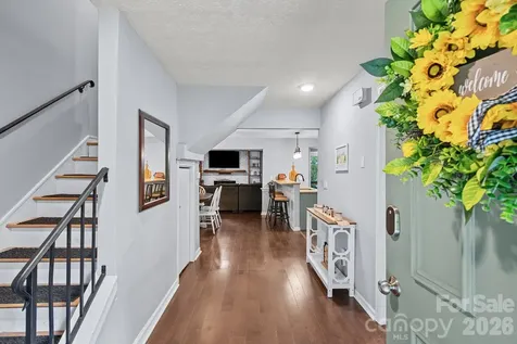 4 Beechwood Lakes Drive Hendersonville NC 28792
