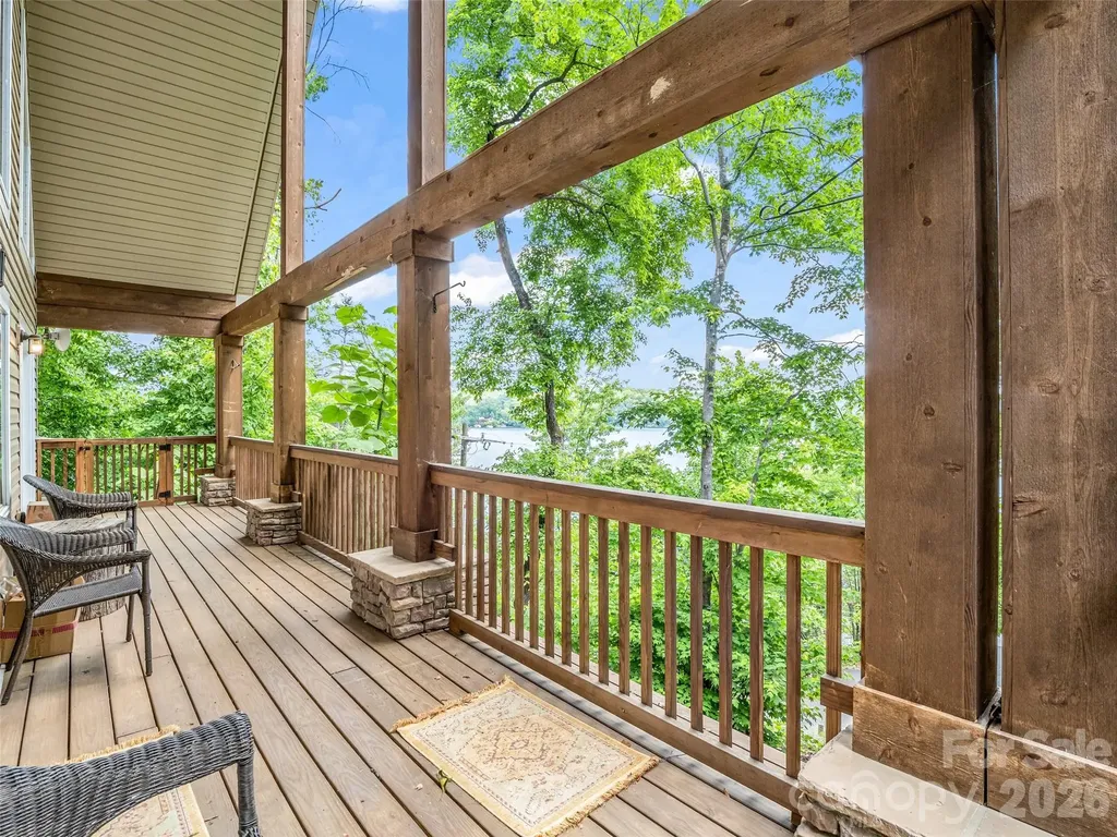 227 Snug Harbor Circle Lake Lure NC 28746
