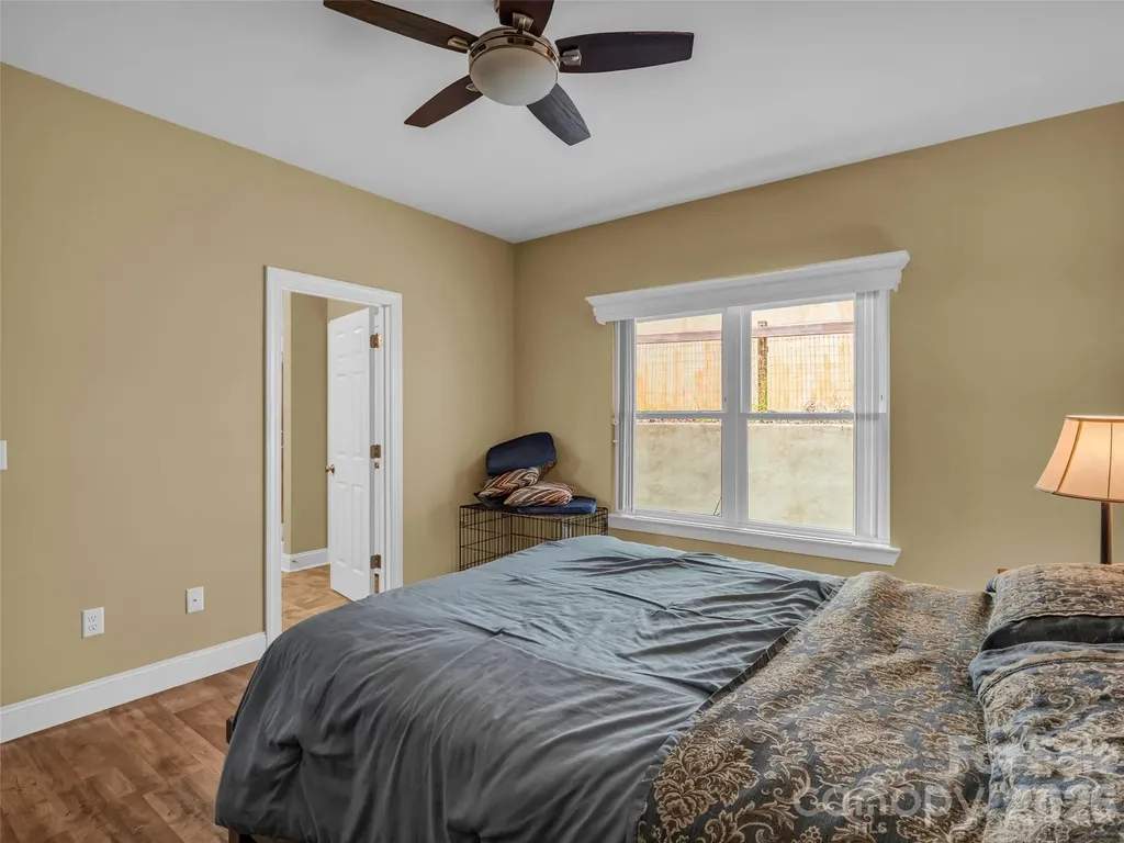 227 Snug Harbor Circle Lake Lure NC 28746