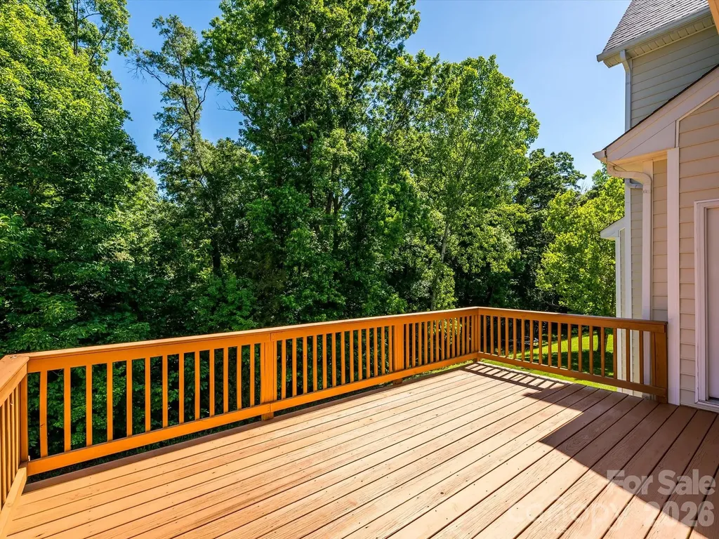 2172 Woodstream Road Harrisburg NC 28075