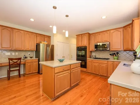 2172 Woodstream Road Harrisburg NC 28075