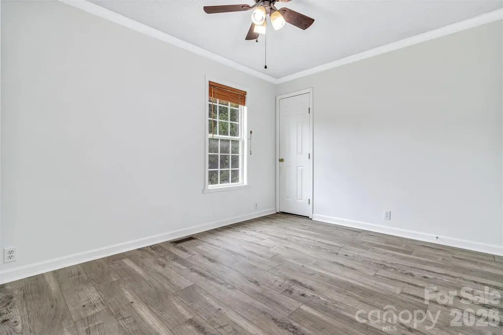 31 Trent Drive Leicester NC 28748