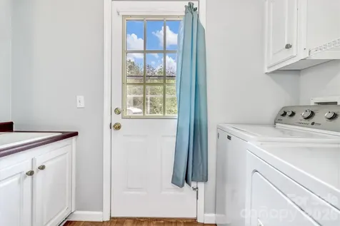 31 Trent Drive Leicester NC 28748