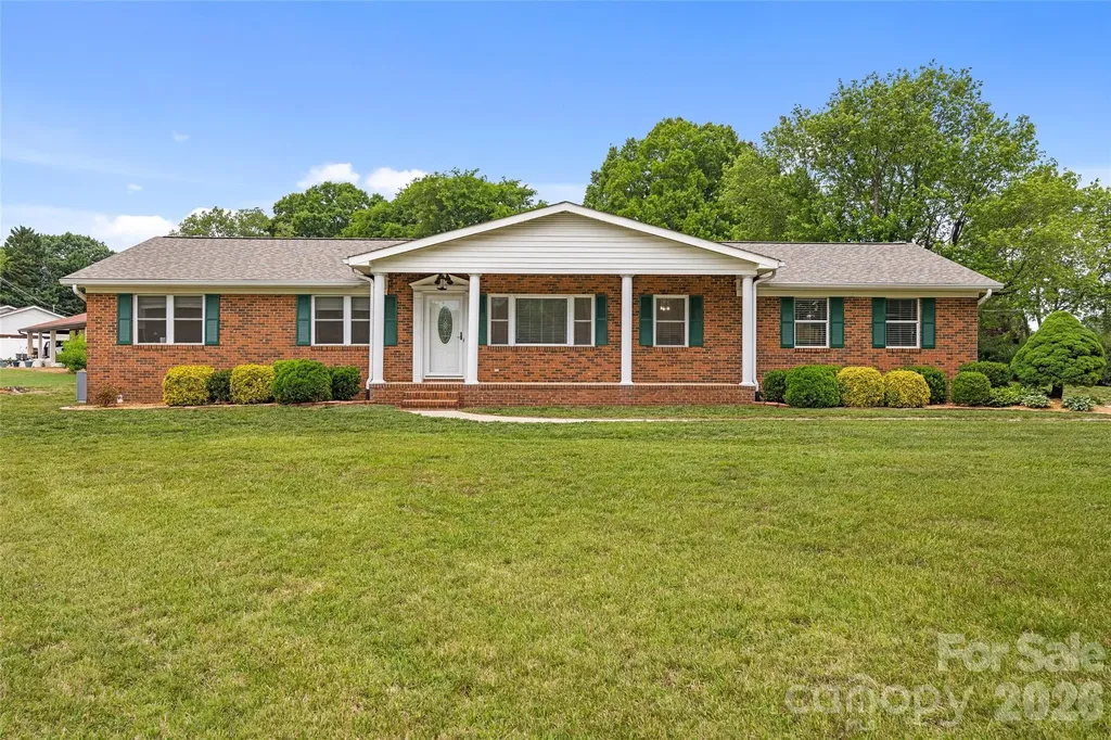 2430 Old Cedarwood Drive NW Concord NC 28027