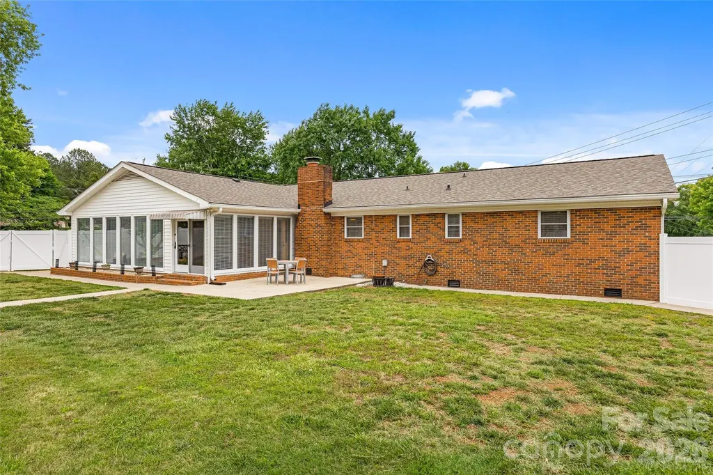 2430 Old Cedarwood Drive NW Concord NC 28027