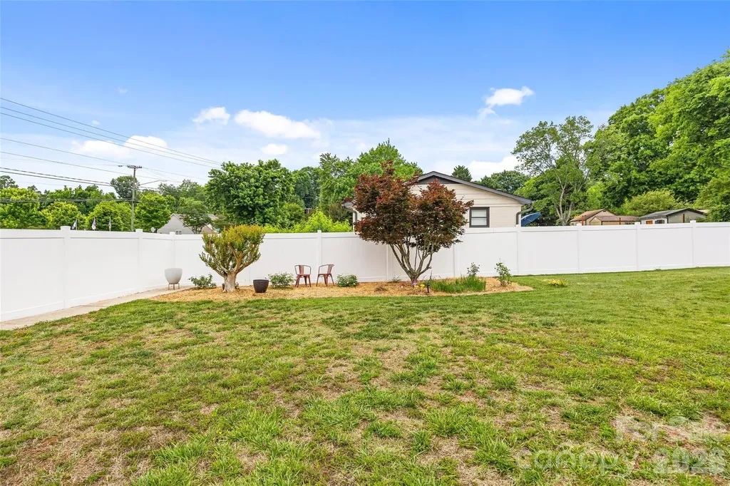 2430 Old Cedarwood Drive NW Concord NC 28027