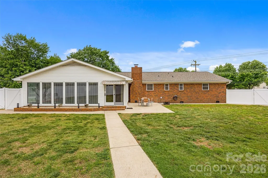2430 Old Cedarwood Drive NW Concord NC 28027