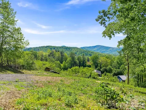 85 Shangrila Trail Spruce Pine NC 28777
