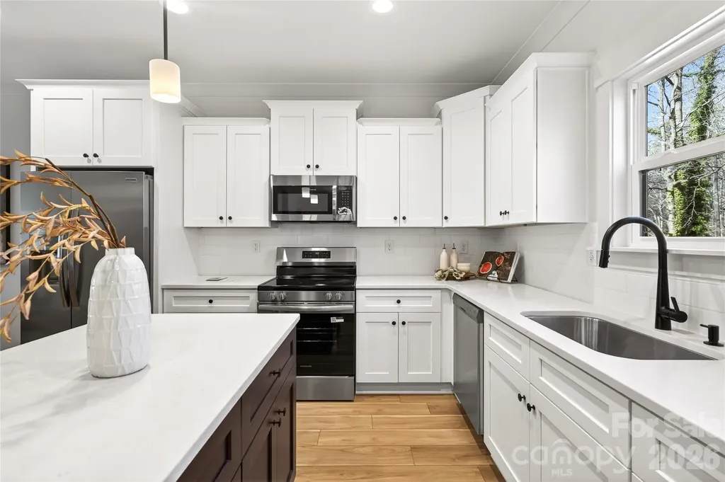 4630 Mcclure Road Charlotte NC 28216