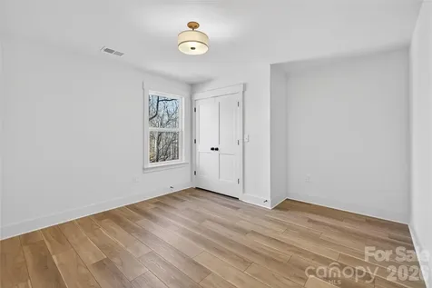 4630 Mcclure Road Charlotte NC 28216