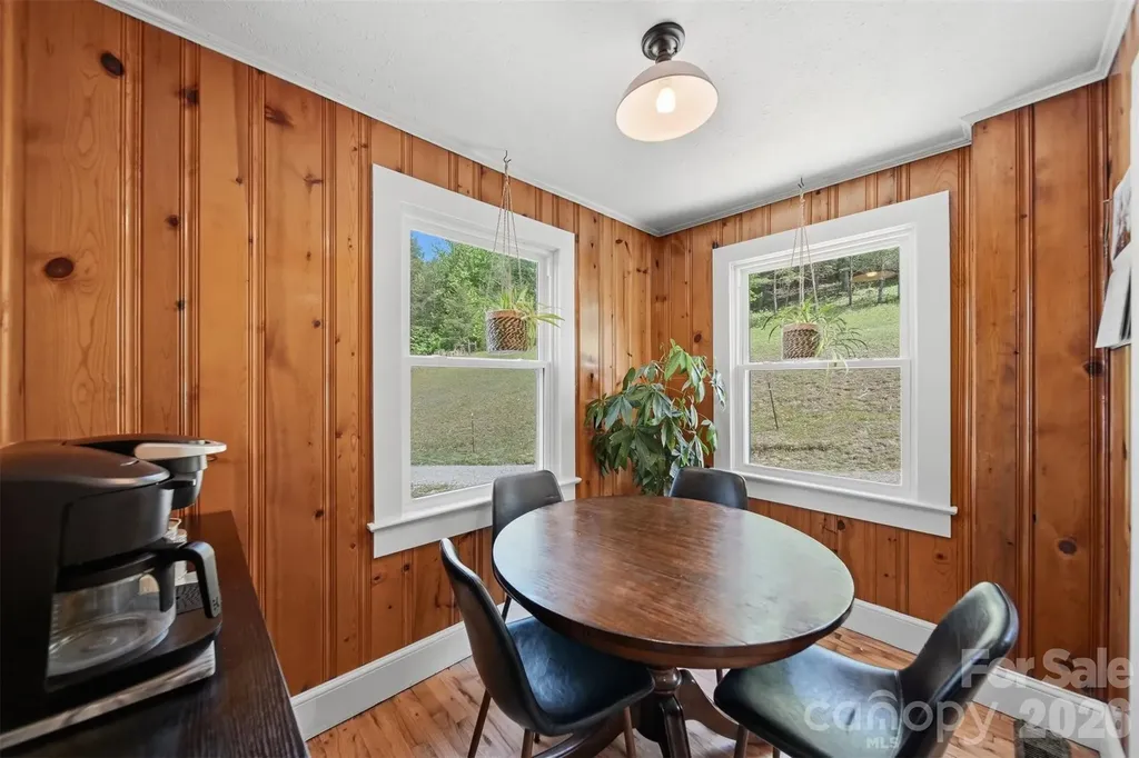 4316 Grandin Road Lenoir NC 28645