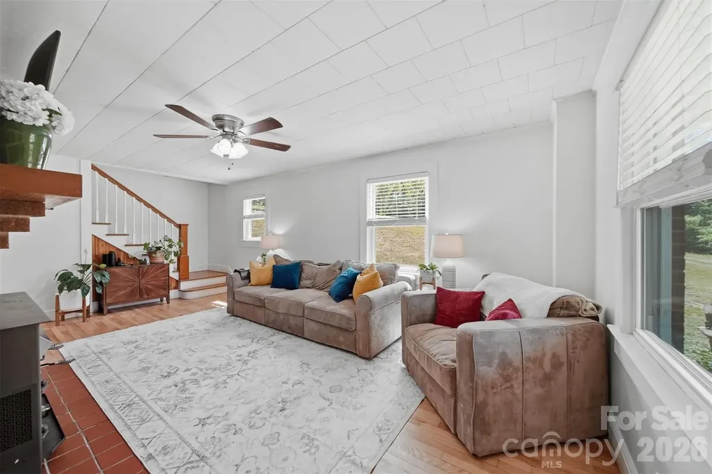 4316 Grandin Road Lenoir NC 28645