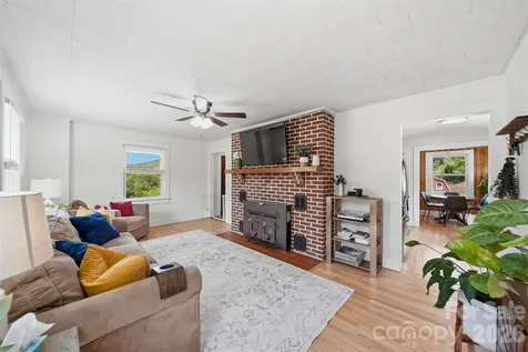 4316 Grandin Road Lenoir NC 28645