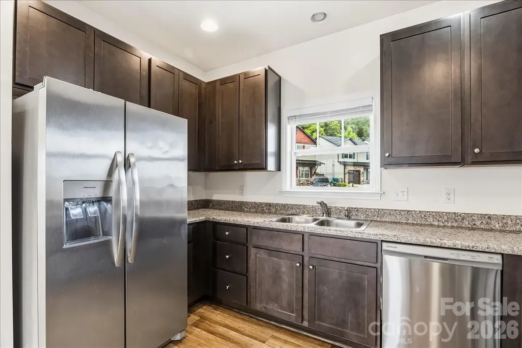 226 Cardwell Lane Fletcher NC 28732