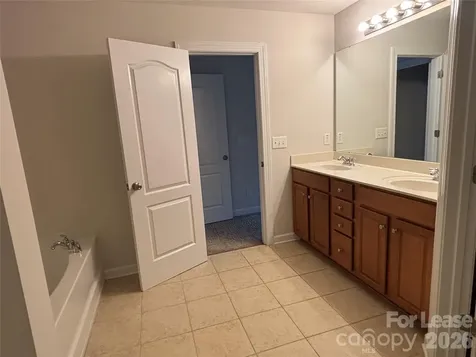 11114 Sandstone Road Charlotte NC 28277