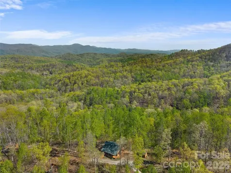 178 Tablerock Drive Saluda NC 28773