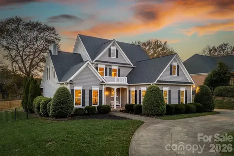 1019 10th Street Lane NW Hickory NC 28601