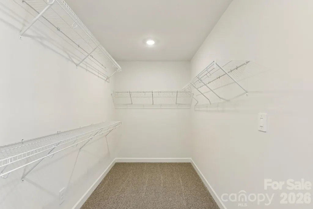 9036 Foggy Brook Loop Charlotte NC 28216