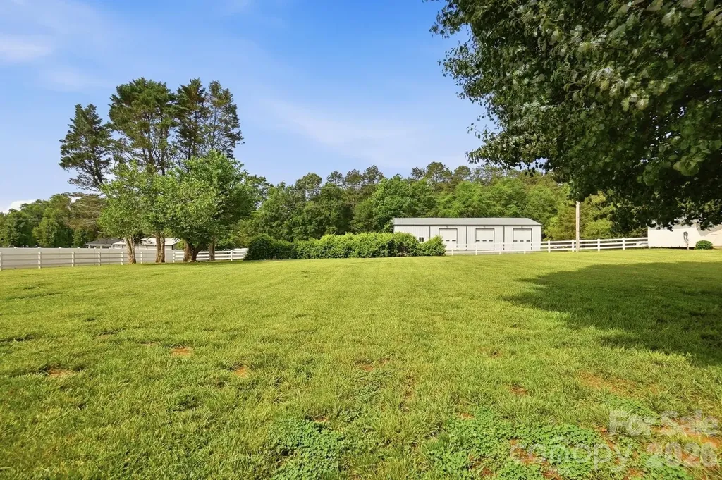 4017 Mullis Newsome Road Monroe NC 28110