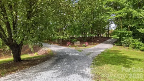 4017 Mullis Newsome Road Monroe NC 28110