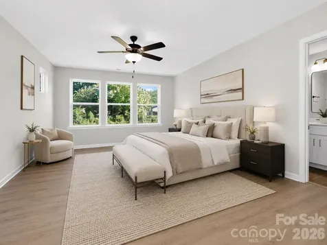 337 N Hoskins Road Charlotte NC 28216
