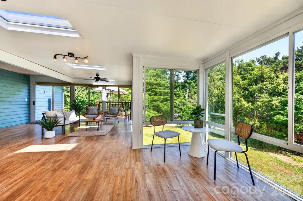 109 Lovers Loop Road Asheville NC 28803