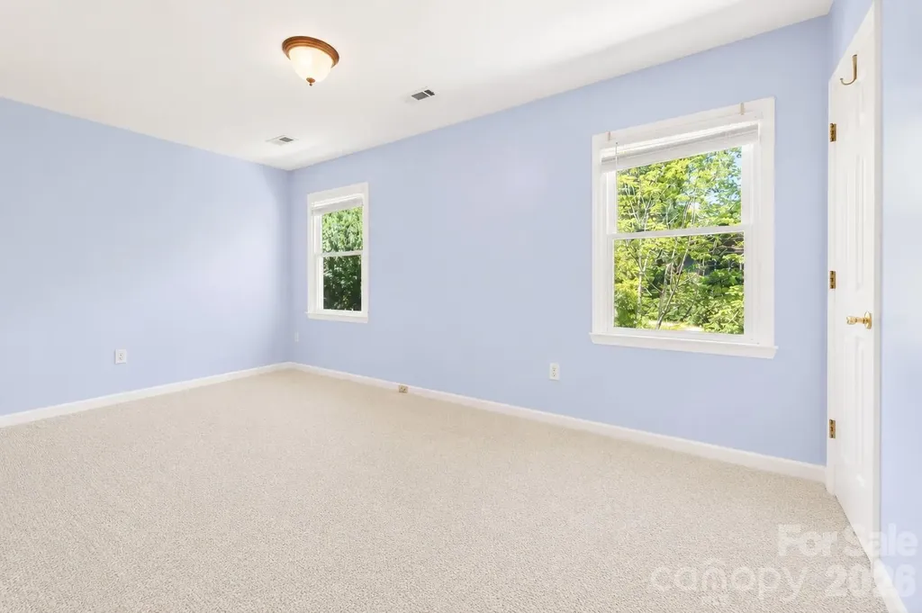 109 Lovers Loop Road Asheville NC 28803