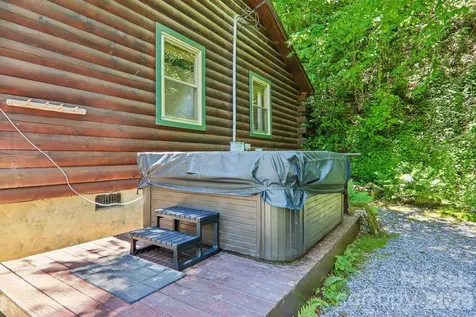 152 Trails End Lane Maggie Valley NC 28751