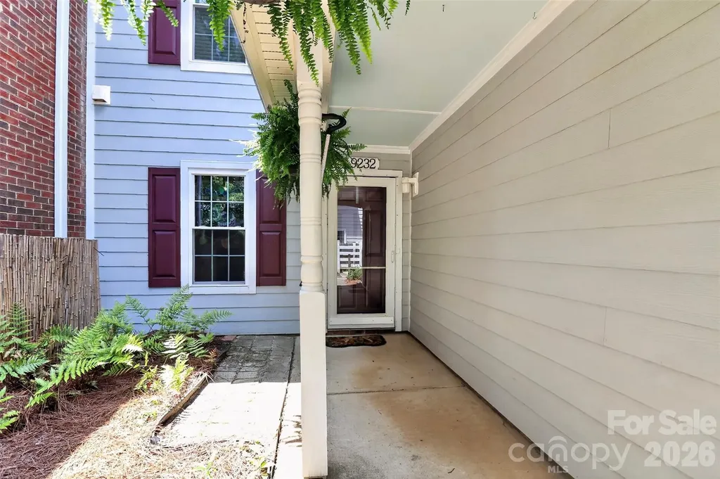 9232 Kings Canyon Drive Charlotte NC 28210