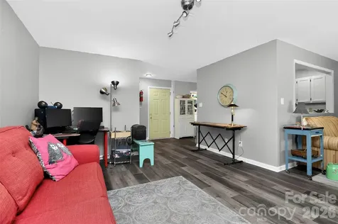 9232 Kings Canyon Drive Charlotte NC 28210