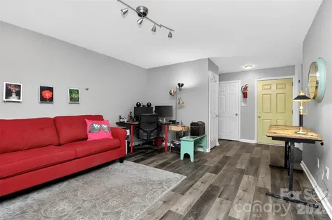 9232 Kings Canyon Drive Charlotte NC 28210
