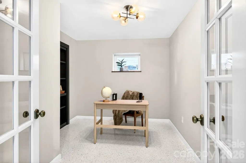 4 Baird Lane Asheville NC 28804