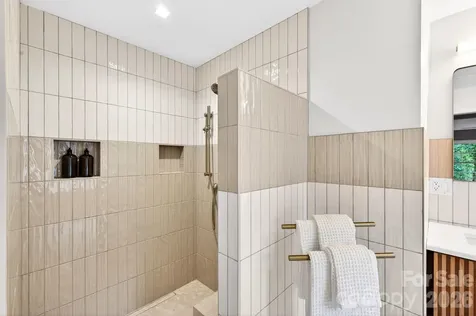 4 Baird Lane Asheville NC 28804
