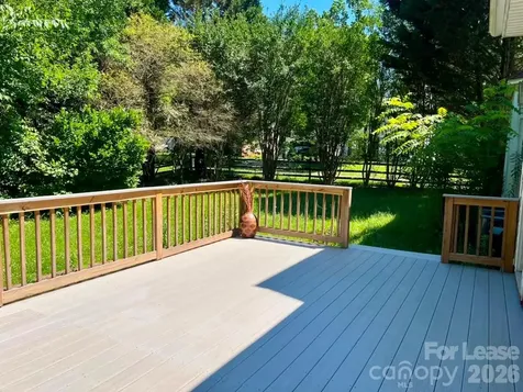 4800 Oak Bend Court Charlotte NC 28215