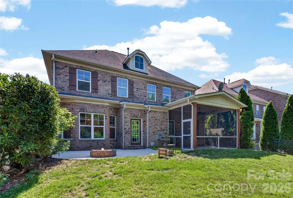 2279 Barrowcliffe Drive NW Concord NC 28027