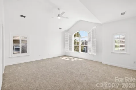 2279 Barrowcliffe Drive NW Concord NC 28027