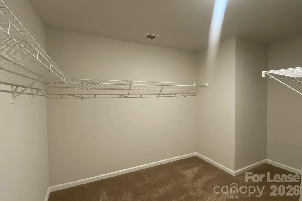 9354 Creedmore Hills Drive Charlotte NC 28214