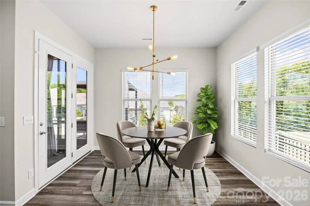 9306 Dufaux Drive Charlotte NC 28278