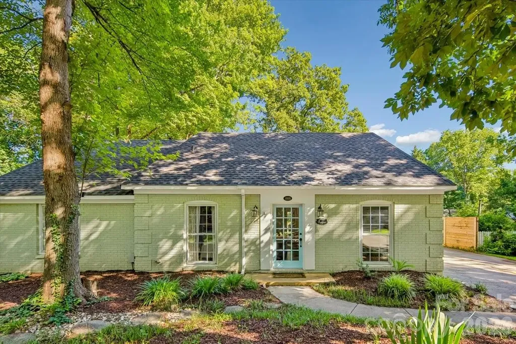 1005 Pinafore Drive Charlotte NC 28212