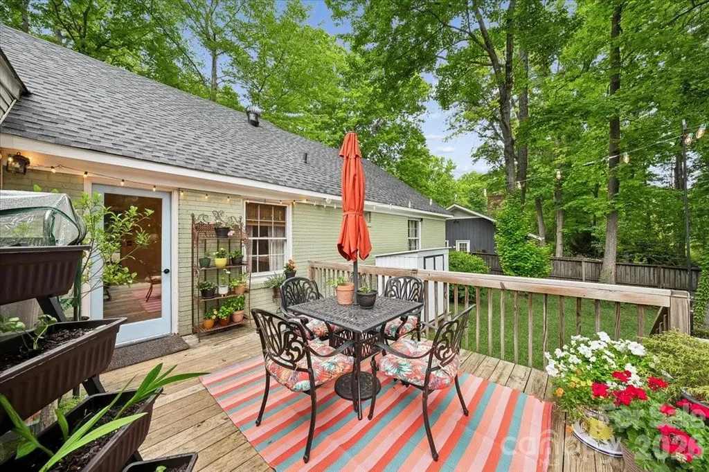 1005 Pinafore Drive Charlotte NC 28212