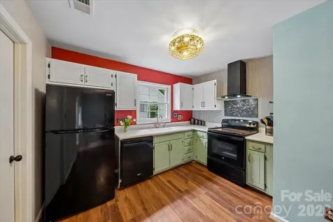 1005 Pinafore Drive Charlotte NC 28212