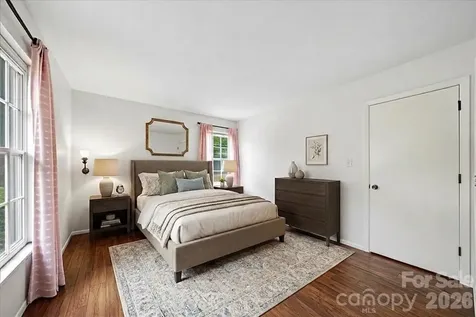 1005 Pinafore Drive Charlotte NC 28212