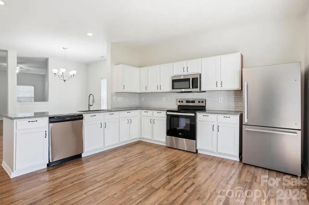 949 Willow Creek Drive Gastonia NC 28054