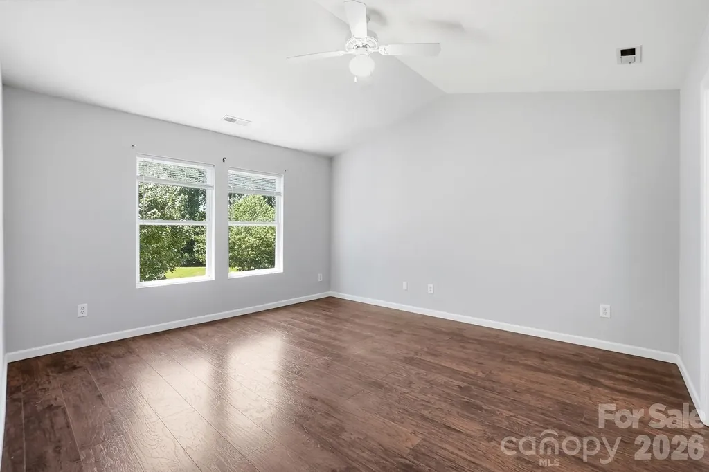 949 Willow Creek Drive Gastonia NC 28054