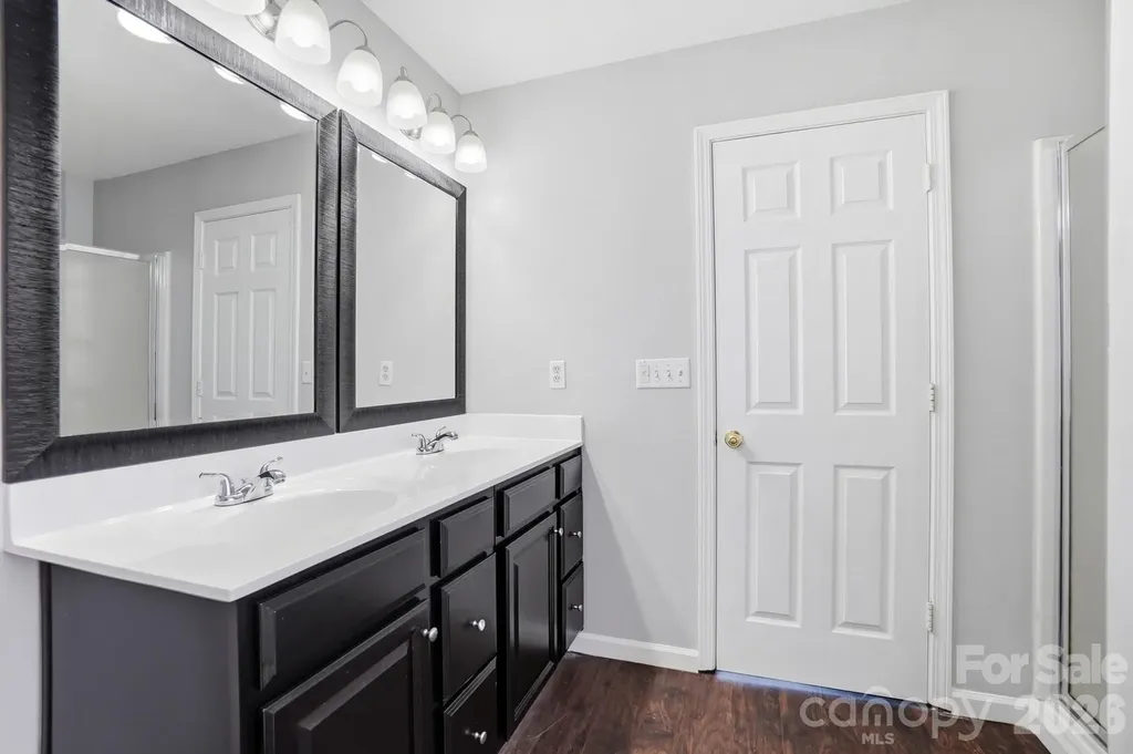 949 Willow Creek Drive Gastonia NC 28054