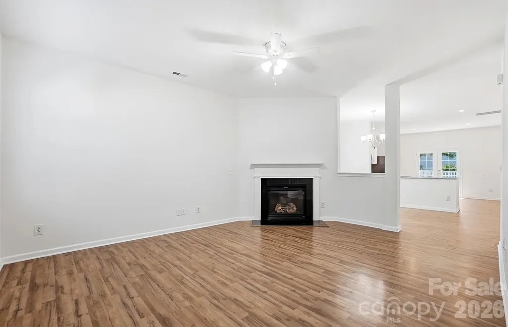 949 Willow Creek Drive Gastonia NC 28054