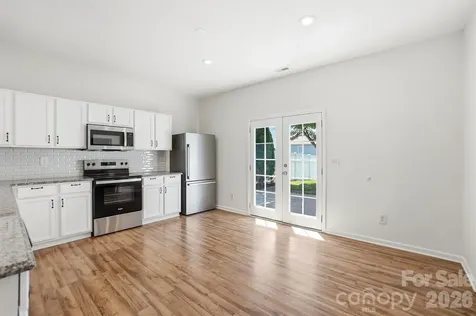 949 Willow Creek Drive Gastonia NC 28054
