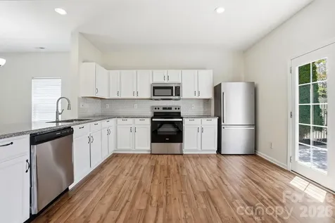 949 Willow Creek Drive Gastonia NC 28054