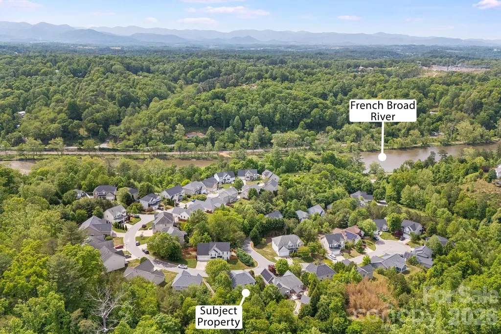 20 Stone River Drive Asheville NC 28804