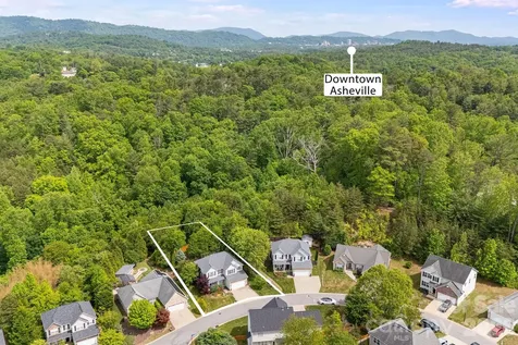 20 Stone River Drive Asheville NC 28804